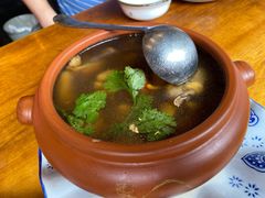 野生菌汽锅鸡-小厨子私房菜·云南美食店