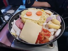 芝心年糕锅-炙韩料理·部队锅专门店