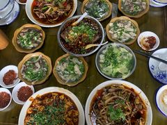 -小杨翘脚牛肉