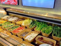-来龍儿鲜切牛肉自助老火锅