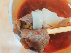 香辣叉烧牛腩粉-覃肥叔桂林米粉(粮道街店)