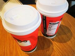 -星巴克臻选(上海中环广场2F店)