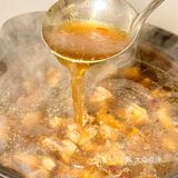 食在不懂我就问 | 这家炭炉鸡煲为啥好吃😋