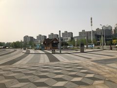 -梦东方未来世界航天主题乐园