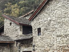 -高荡千年布依古寨旅游景区