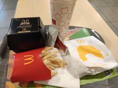 -麦当劳(军博店)