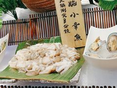 -亚马逊环球美食百汇(新城吾悦广场店)