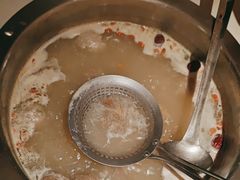 -马家斑.鲜鱼火锅(松湖万科店)