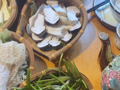 -民食香·腊排骨野生菌美食(木府店)