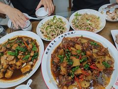 -鲁南仔·滕州炒鸡(经三路店)