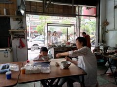-镇记牛杂店(新豪里北店)