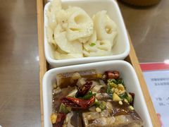 -鲁南仔·滕州炒鸡(经三路店)