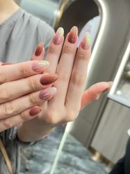 -情同手足美甲美睫