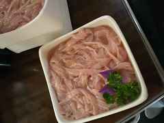 -海底捞火锅鲜切牛肉主题店(长寿路店)