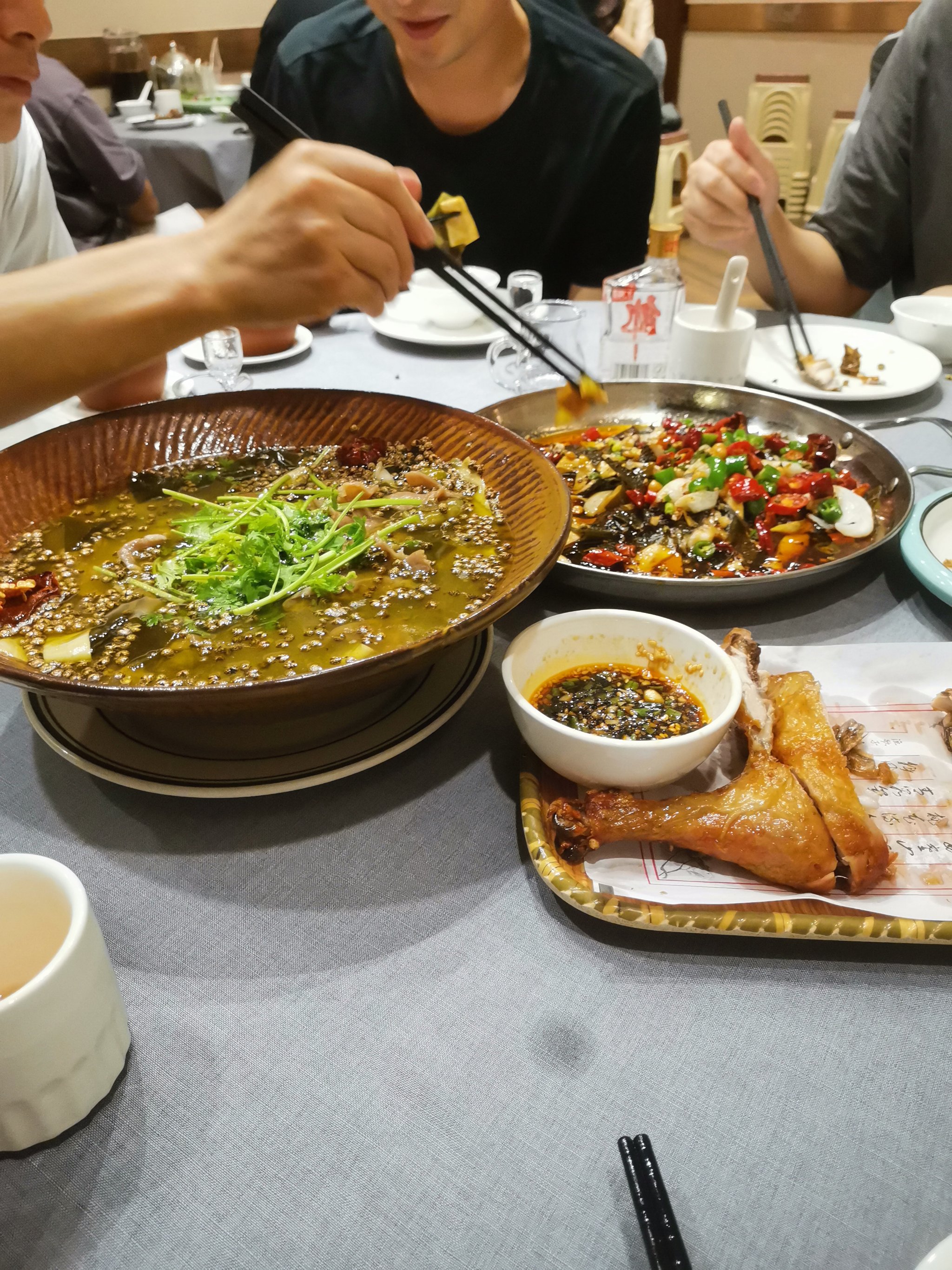 夏天聚餐照片真实照片图片