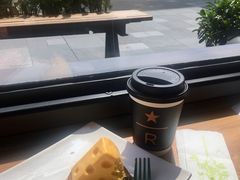 -星巴克臻选(成都太古里店)