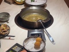 -喃喃椰·糟粕醋·椰子鸡火锅(七堡花园店)