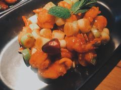 宫爆虾球-金牌外婆家(苏州中心店)