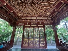 -汇龙潭