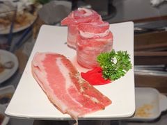 -山焱·炭火自助烤肉(周浦万达店)