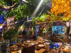 -城墙拐拐火锅(三峡广场黑金冠店)