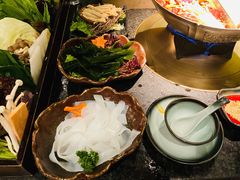 -湊湊火锅·茶憩(新中关购物中心店)