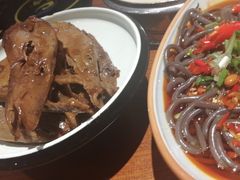 -龙聚德北京烤鸭(沙坪坝华宇A馆店)