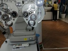 -EYEcare眼镜店(南京东路店)