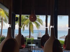 -半山半岛洲际度假酒店-沙滩吧