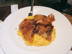 -港丽餐厅