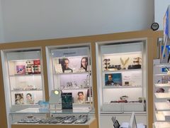 -大连何氏眼科医院