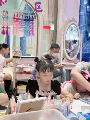 -奈尔宝家庭中心·亲子餐厅(华采天地店)