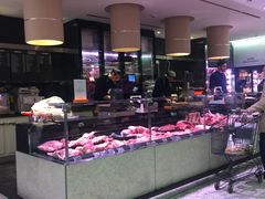 -乐蓬马歇百货公司(Rive Gauche)