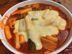 炒年糕-喇喇排骨火锅·传统韩式脊骨汤(望京西园总店)