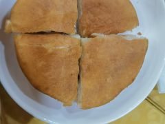 油炸青稞饼-乡土特色.冷锅鱼.牦牛肉汤锅