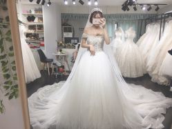-雪莉美妆婚纱馆