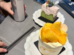 -W COLLECTIVE  DESSERT SHOP