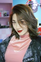 -变画·发型STUDIO