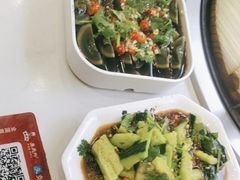 -鲁员外地锅鸡地锅鱼(古墩路店)