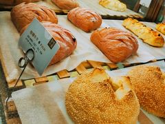 -奈雪的茶(湖滨银泰in77C区PRO店)