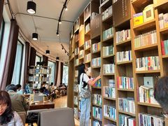 -先锋书店(五台山总店)