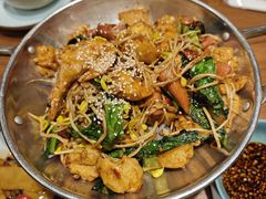 -雪乡阁东北农家菜(颛桥约好休闲街店)