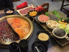-沸炉重庆老火锅(军事博物馆店)