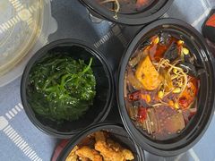 -渝是乎酸菜鱼·川渝小炒(新世界百货望京店)