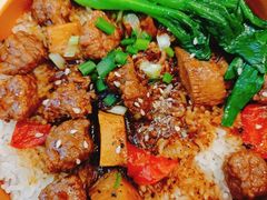 -煲仔皇腊味煲仔饭(经四万达店)