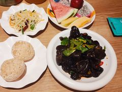 -小鱼小牛·鱼牛干锅·脆鱼火锅(世欧广场店)