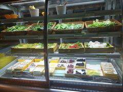 自助取餐区-亚马逊环球美食百汇(新城吾悦广场店)