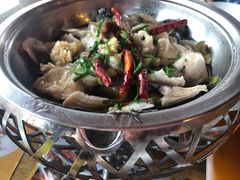 -隔壁老王·家常云南菜(花巷店)