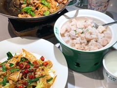 -费大厨辣椒炒肉(黄兴中心广场店)