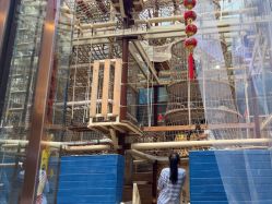 -PIPIKINGDOM皮皮王国欢乐号(欢乐海岸购物中心店)